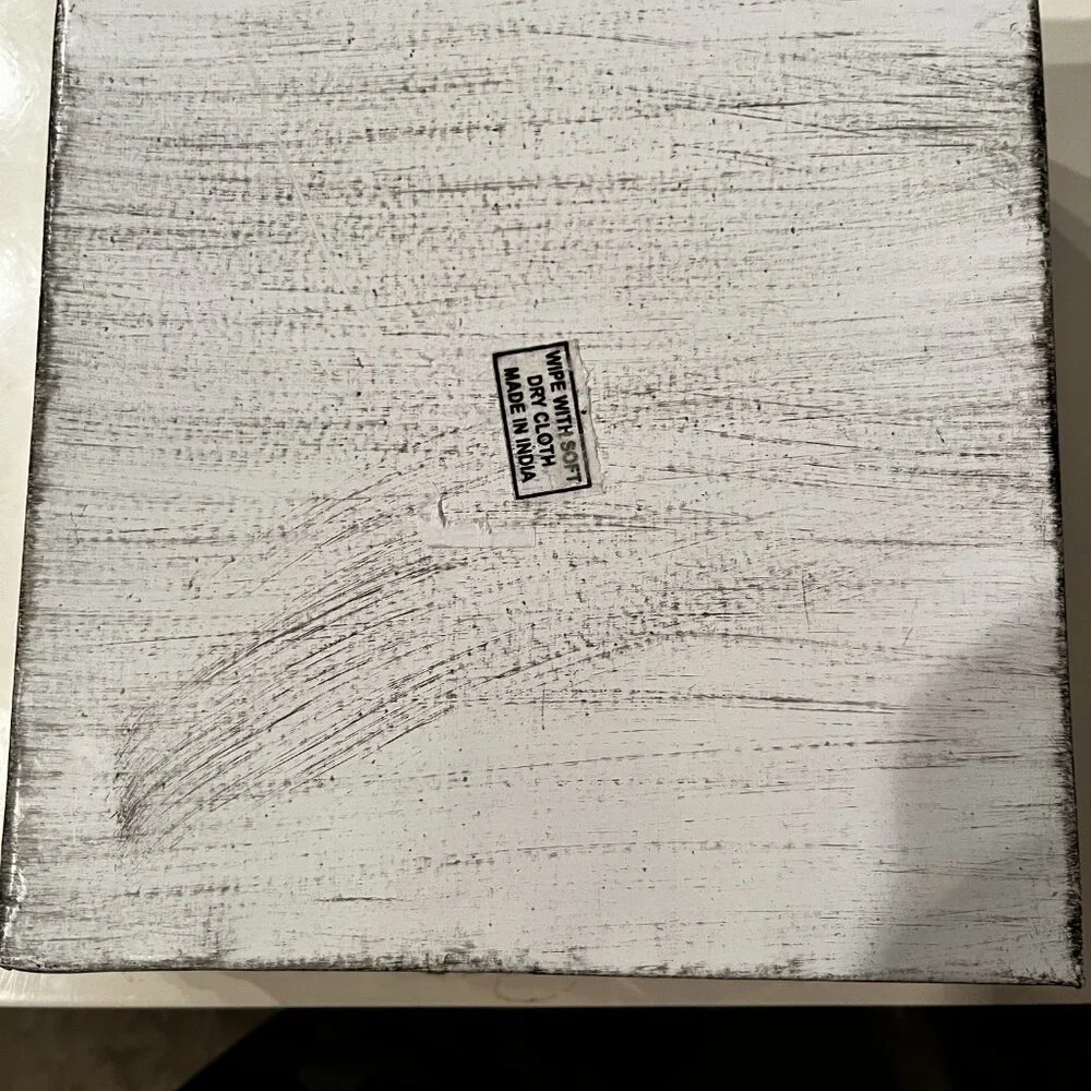 Napkin Holder - Metal White Napkin Holder -Rustic Themed -‎ new